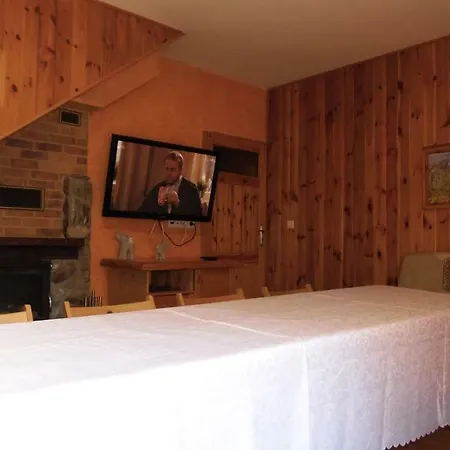 - Pod Smerkami شاليه *