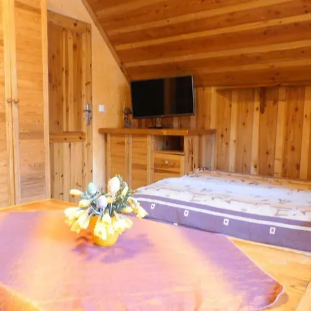 شاليه - Pod Smerkami *